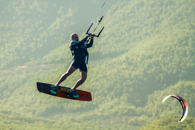 Kite Motion Kitesurfing School – Diani Beach